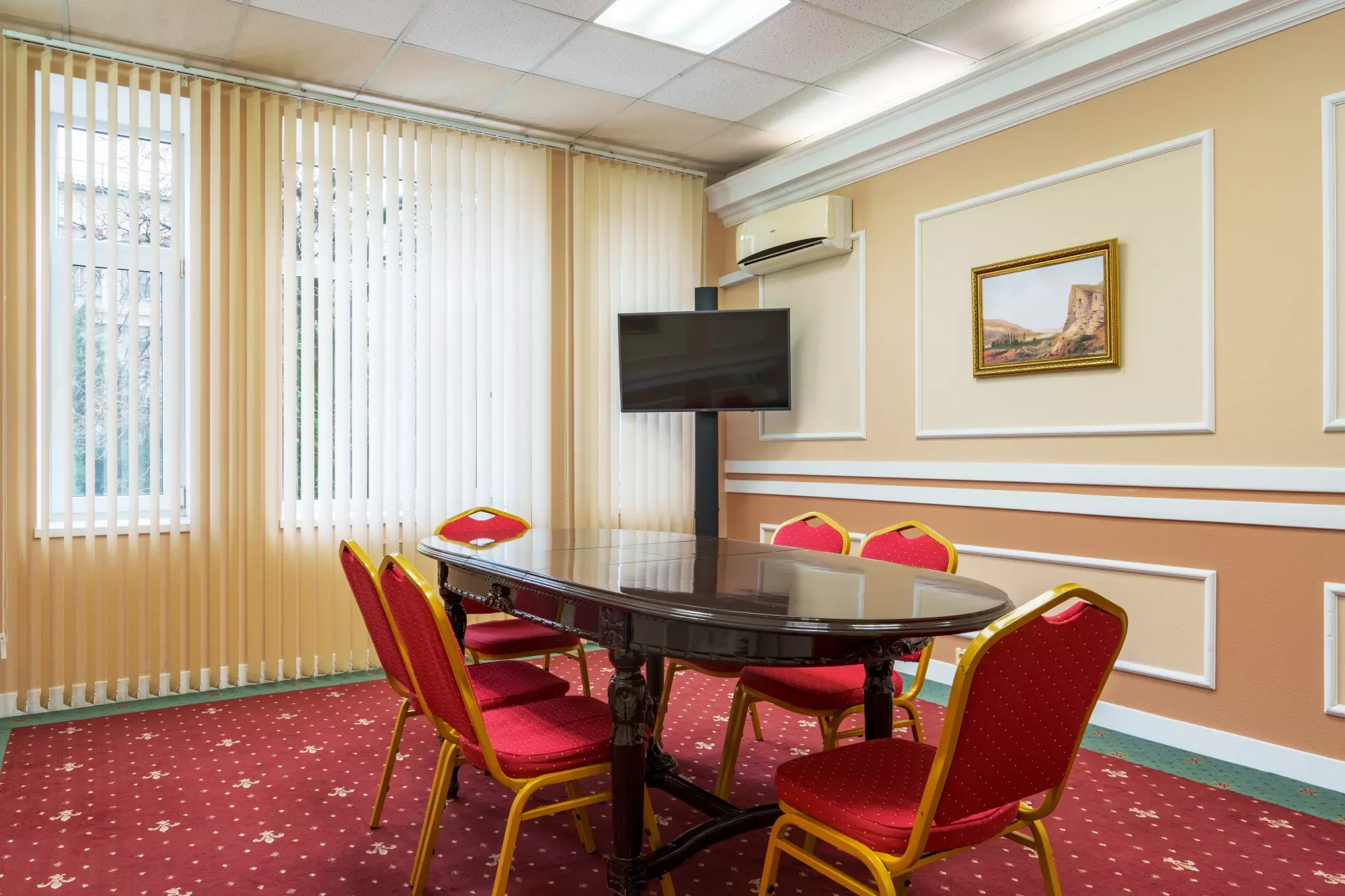 Конференц-сервис в гостинице «Симферополь» - Комната переговоров №2